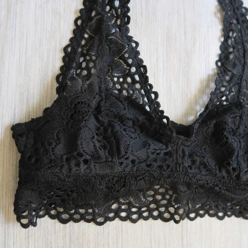 Aerie Black Floral Lace Bralette‎ Plunge Lightweight Pullover Comfy